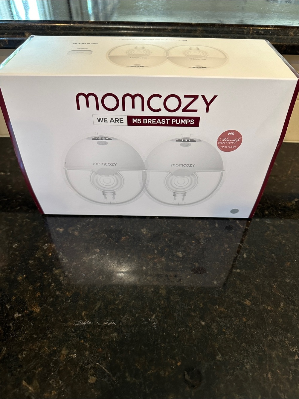 Mom cozy M5 new in box